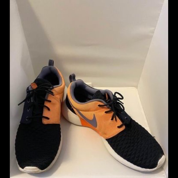 Nike Roshe Run Premium Quilted Knit - Picture 4 of 7